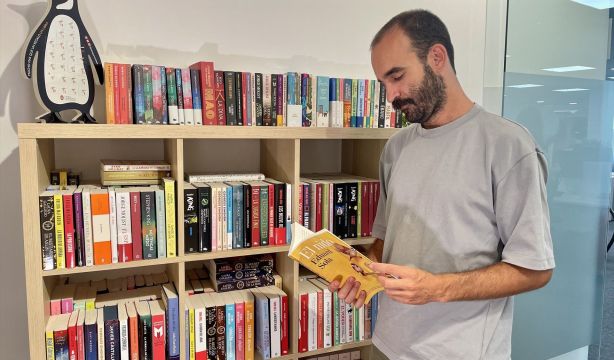 Eduard Sola debuta en la novela con 'El nido' (Fuente: Europapress)