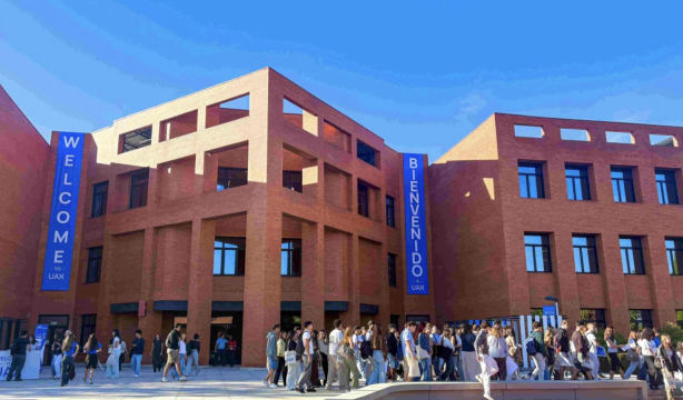 40.000 estudiantes inician el curso en Grupo UAX