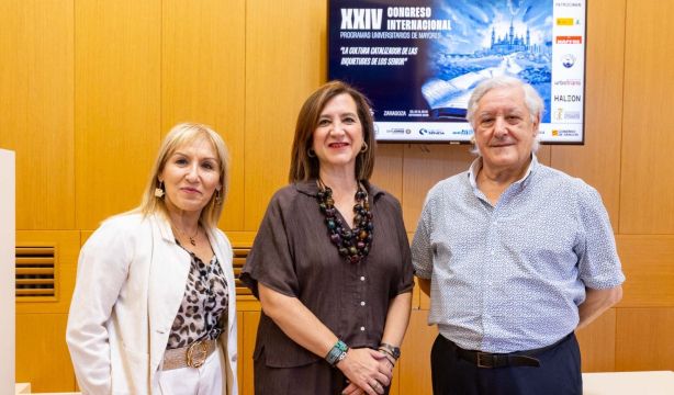 Alumnos sénior de toda España se dan cita en Zaragoza: "Aprender es una pasión"