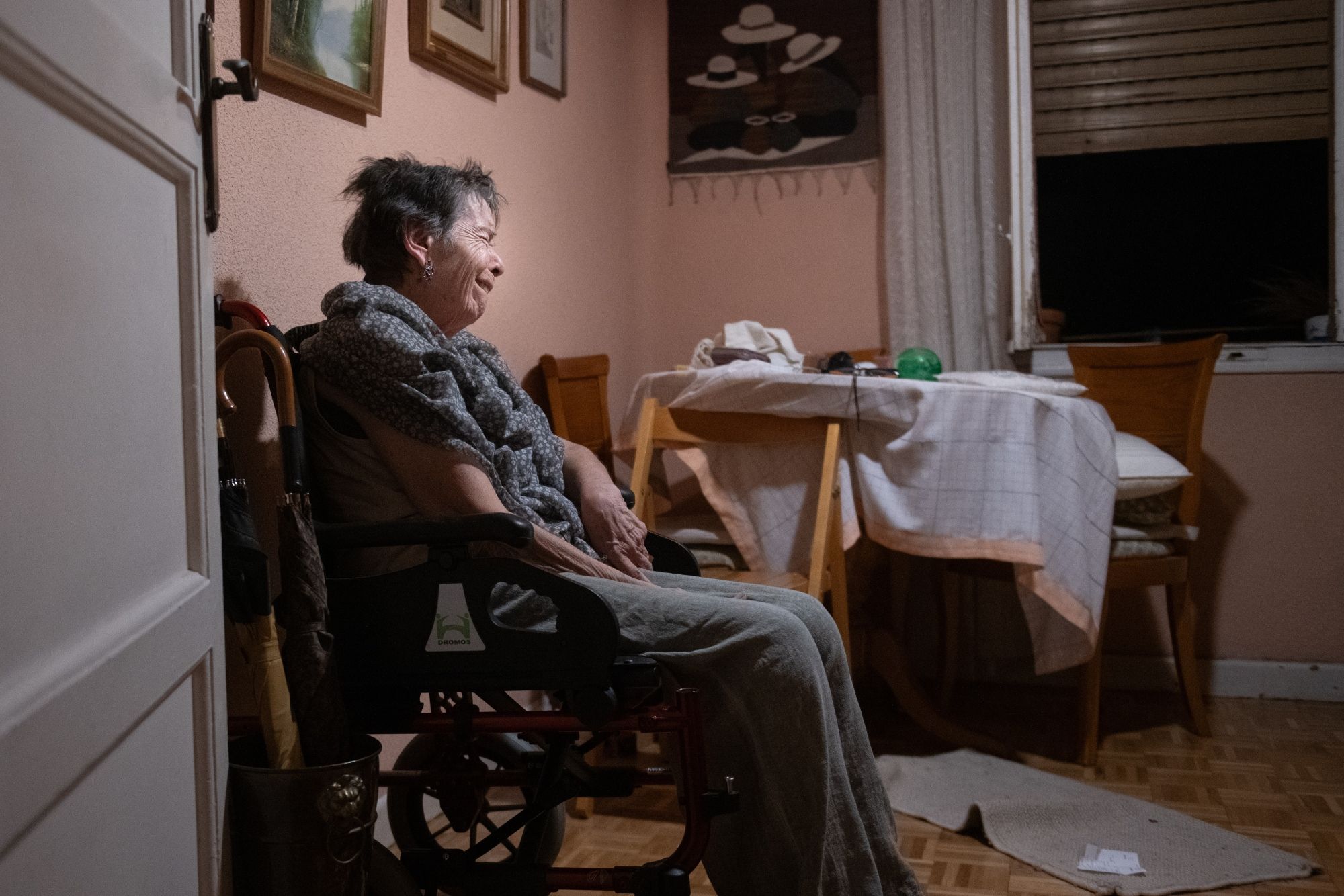 Indignación ciudadana por el desahucio de Maricarmen: "Es una barbaridad lo que ha pasado" (Fernando Sánchez / Europa Press) Indignación ciudadana por el desahucio de Maricarmen: "Es una barbaridad lo que ha pasado" (Fernando Sánchez / Europa Press)