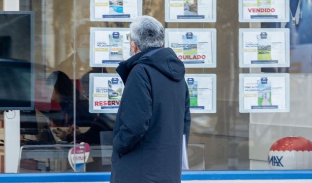 Brecha generacional en la vivienda: los mayores de 50 ya concentran el 37% de las compras