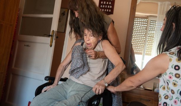 Maricarmen podrá volver a su casa: estas son las condiciones del contrato