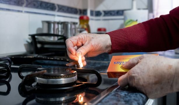 El Gobierno prorroga el alivio fiscal a carburantes y limita el precio del gas y el butano. Foto: EuropaPress