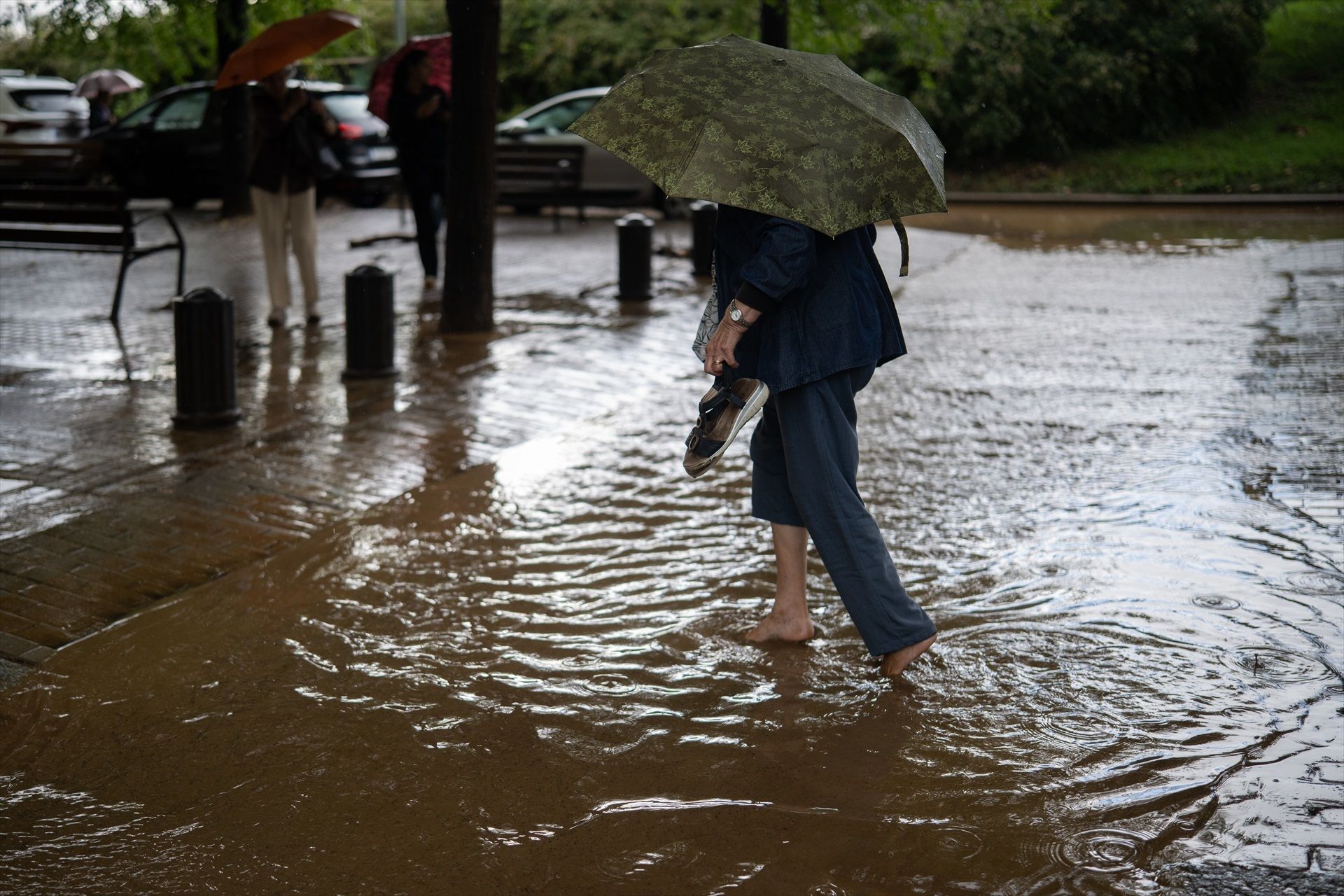 Residencias de mayores de Barcelona sufren inundaciones por las fuertes lluvias Residencias de mayores de Barcelona sufren inundaciones por las fuertes lluvias