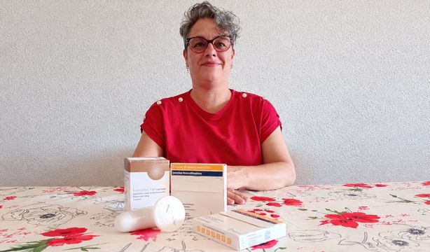 Más 25.000 firmas contra el desabastecimiento de fármacos para la menopausia: "Estamos desesperadas"