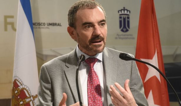 Óscar Álvarez Queremos escuchar a los mayores y dejar atrás las políticas paternalistas