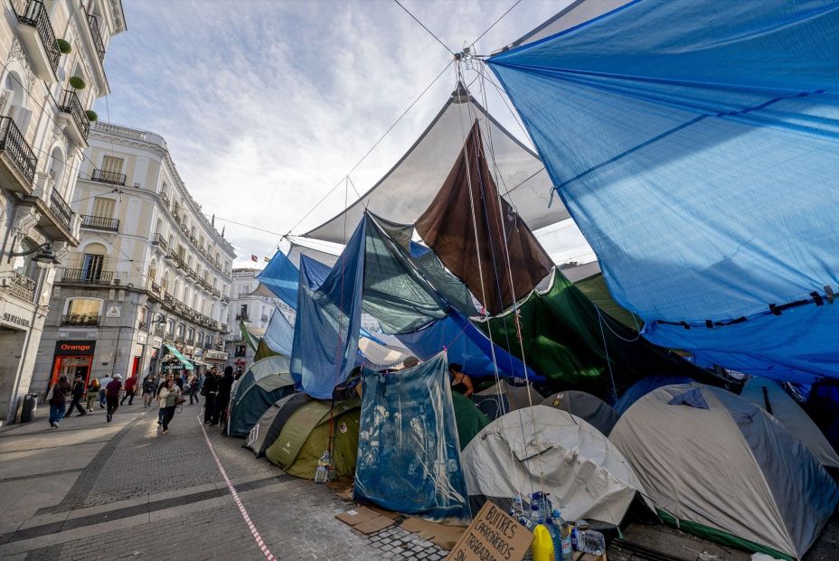 EuropaPress 7821771 tiendas camapana acampada vivienda puerta sol octubre 2026 madrid espana EuropaPress 7821771 tiendas camapana acampada vivienda puerta sol octubre 2026 madrid espana