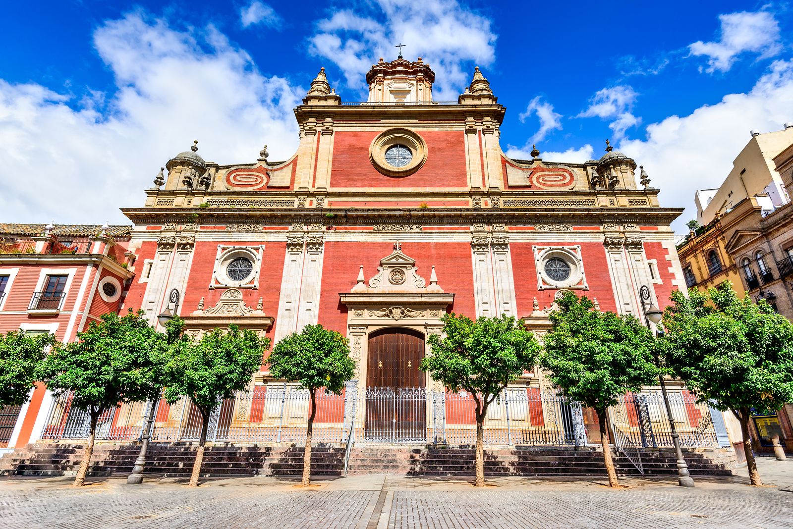 ¿Cuáles son las iglesias más bonitas de Sevilla? Facha de El Salvador