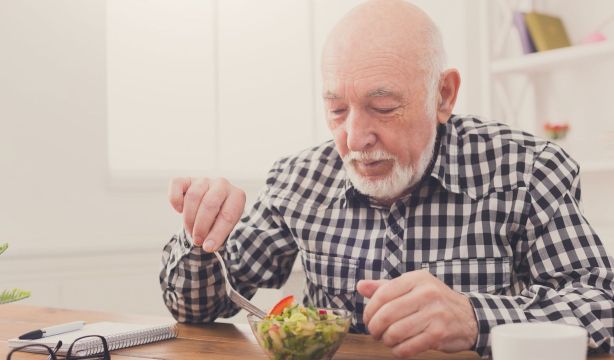 Vivir más no es suficiente: los consejos que debes tener en cuenta para una longevidad saludable