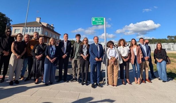 Lalín homenajea a Fernando Ónega dedicándole una calle y una sala de la biblioteca
