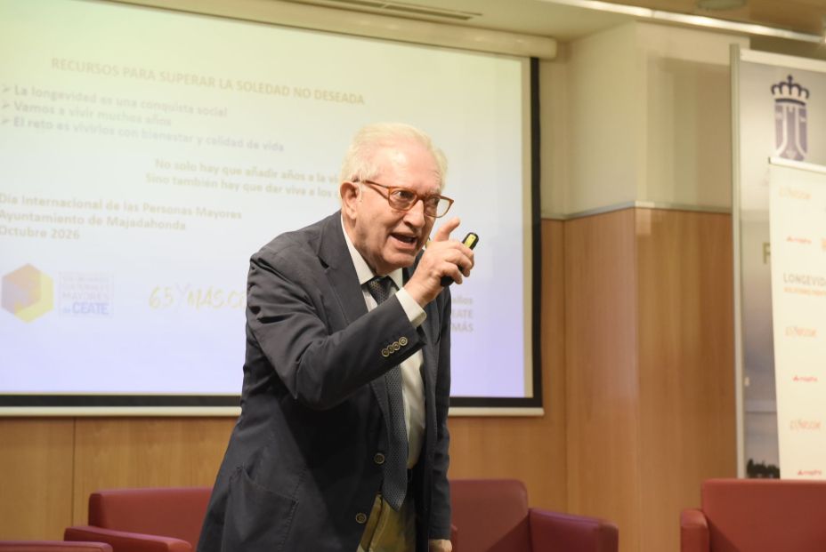 Gonzalo Berzosa llama a cambiar la mirada sobre la longevidad: “Hay que dar vida a los años”