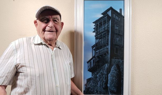 Mateo, el hombre de 90 años que convierte radiografías en arte: "Mi sueño es dar a conocer mi obra" (Cedida por el entrevistado)