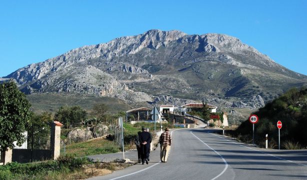 Más de la mitad de los mayores de la España rural denuncia falta de atención especial en su banco Más de la mitad de los mayores de la España rural denuncia falta de atención especial en su banco