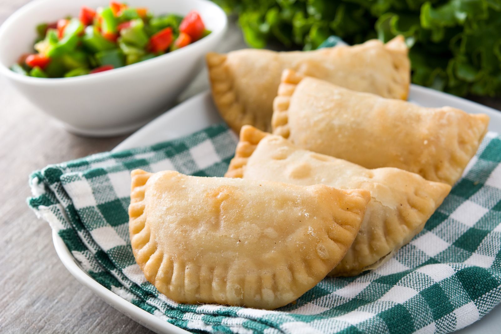 Hacemos un repaso a los principales supermercado para conocer su oferta de empanadillas congeladas