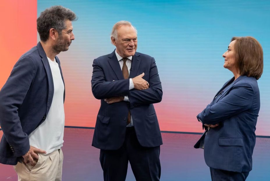 Matías Prats, Olga Viza, Gabilondo y Piqueras regresan al Telediario de TVE por sus 70 años Matías Prats, Olga Viza, Gabilondo y Piqueras regresan al Telediario de TVE por sus 70 años