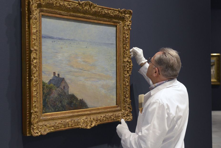 Imagen del montaje de Paraísos Impresionismo europeo y americano Colección Carmen Thyssen Bornemisza en la Fundación Bancaja Imagen del montaje de Paraísos Impresionismo europeo y americano Colección Carmen Thyssen Bornemisza en la Fundación Bancaja