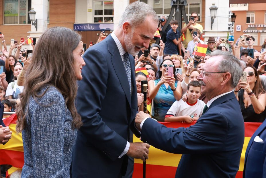 Ceuta se vuelca con los Reyes: "Gracias por venir, majestades" Ceuta se vuelca con los Reyes: "Gracias por venir, majestades"