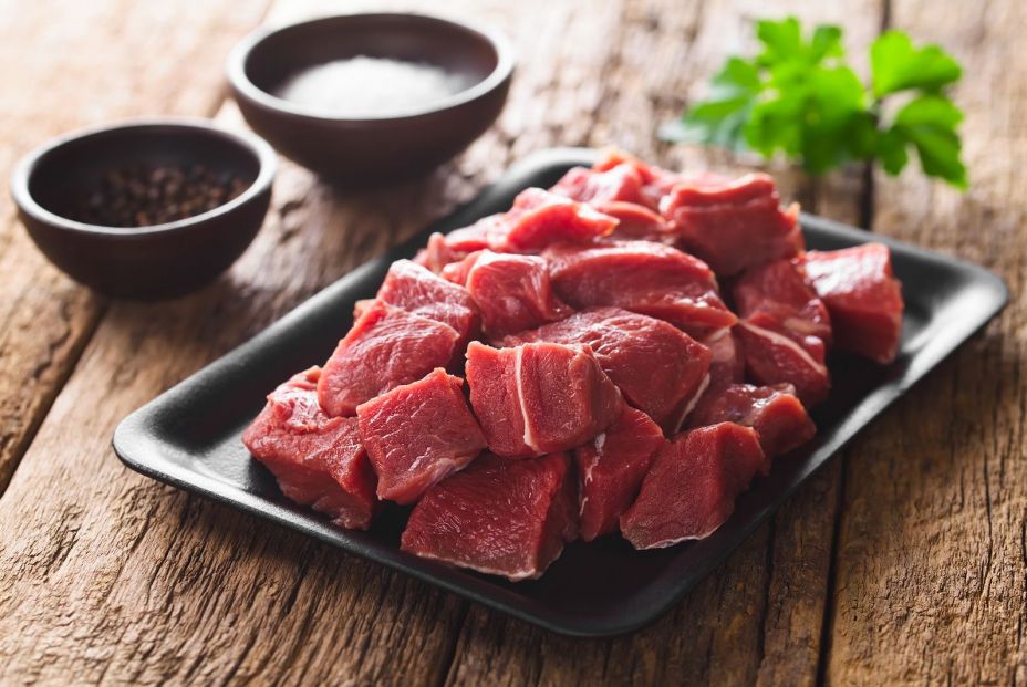 Cuánta carne roja pueden comer los mayores a la semana