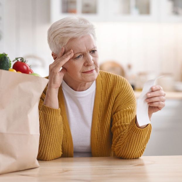 Jubilados cada vez más pobres por la inflación, mientras los partidos se pelean por las pensiones