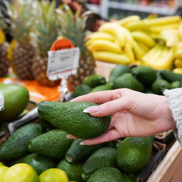 Apunta estos trucos para conseguir que el aguacate madure más rápido