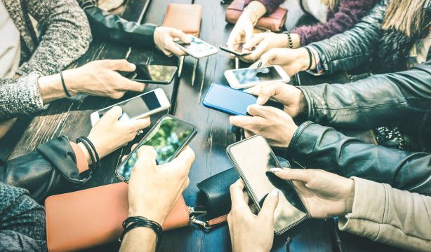 Algoritmos y polarización en el 29-N: la importancia de controlar la información que se consume