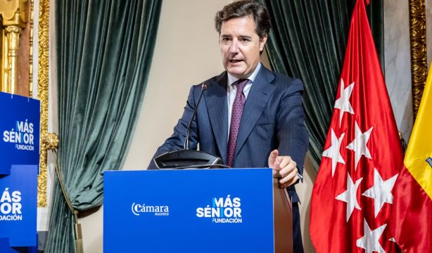 Díaz-Ambrona: "La longevidad tiene nombre de mujer y también, voz, talento, experiencia y futuro" Díaz-Ambrona: "La longevidad tiene nombre de mujer y también, voz, talento, experiencia y futuro"
