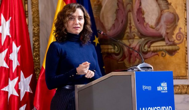 Isabel Díaz Ayuso: "Vamos a vivir mucho más y es un desafío histórico al que queremos dar respuesta" Isabel Díaz Ayuso: "Vamos a vivir mucho más y es un desafío histórico al que queremos dar respuesta"