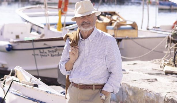 Pérez-Reverte: "La novela y el papel están sentenciados a muerte. El videojuego es el futuro"