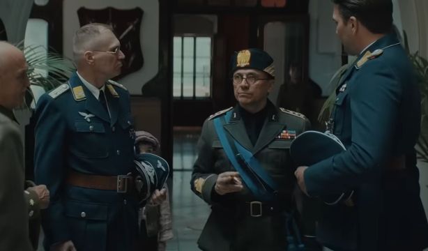 Llega a los cines 'Arriba Tutto', el debut tras las cámaras de José Mota (YouTube: Trailer 'Arriba Tutto')