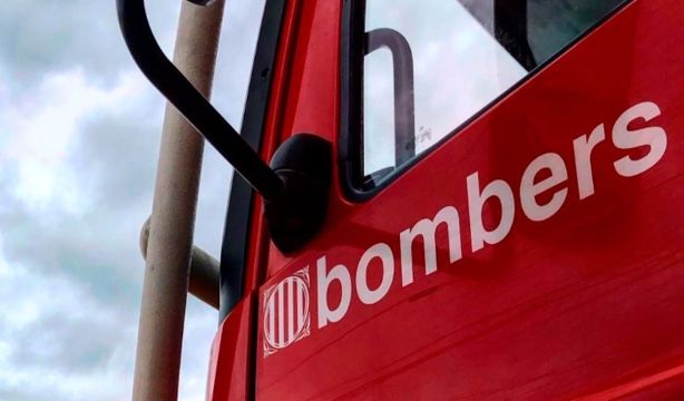 Un autobús de pasajeros cae por un terraplén en Barcelona: hay 20 heridos graves