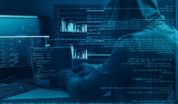 Más de 2,6 millones de cuentas de usuarios españoles quedan expuestas en la dark web