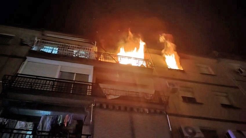 EuropaPress 7856345 llamas vivienda afectada incendio EuropaPress 7856345 llamas vivienda afectada incendio