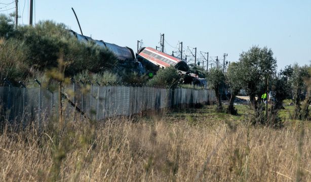 Los trenes afectados serían un AVE de Renfe que partió a las 8.00 horas de Madrid con destino Sevilla y un convoy de Iryo que circulaba en sentido contrario.