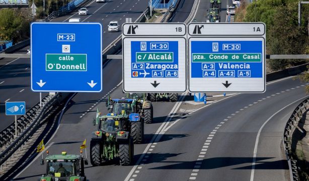 Las organizaciones agrarias suspenden la tractorada de Madrid tras el accidente ferroviario. Foto: EuropaPress