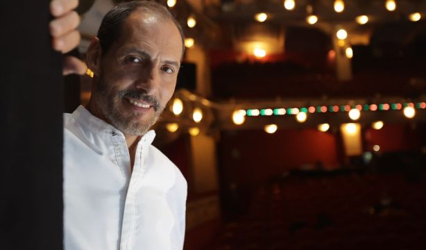 EuropaPress 3988269 posado actor manuel bandera presentacion musical chorus line teatro