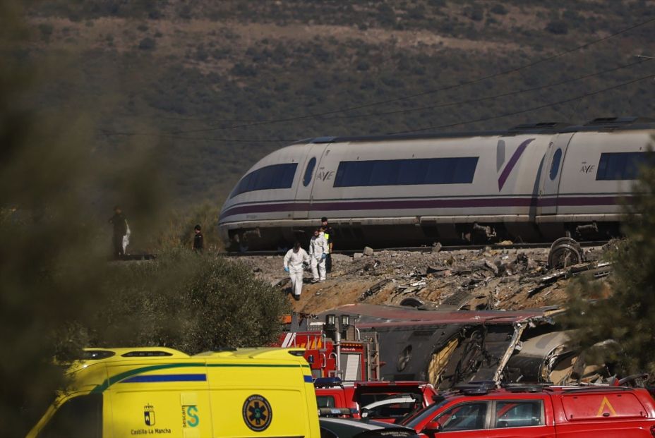 EuropaPress 7874834 agentes servicios emergencias trabajan lugar hechos 28 octubre 2026 urda