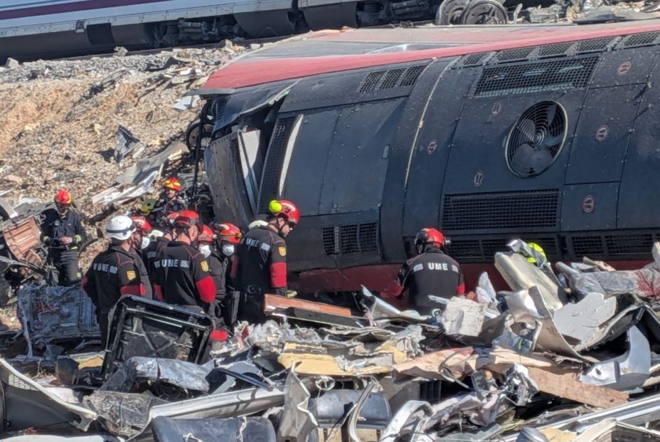 Los audios y las versiones contradictorias de Puente e Iryo sobre el accidente de Urda Los audios y las versiones contradictorias de Puente e Iryo sobre el accidente de Urda