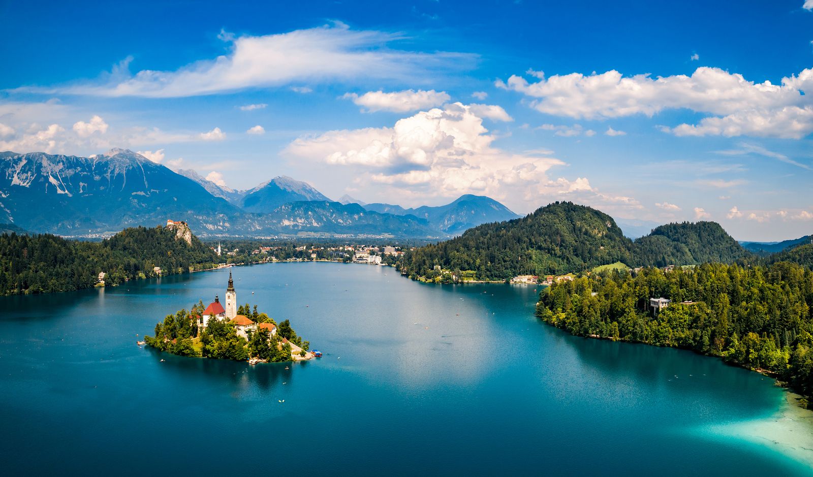 Eslovenia, un bello país rodeado de cascadas, bosques y parques naturales