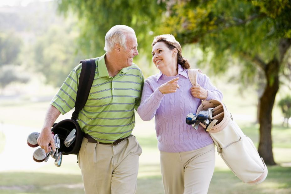 Según un estudio, jugar al golf como mínimo una vez al mes reduce el riesgo de muerte entre mayores