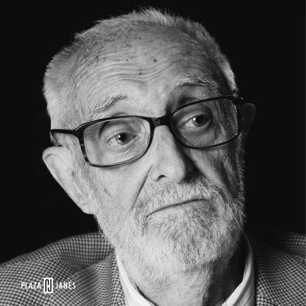 Sale a la luz 'Días en blanco' la obra poética completa de José Luis Sampedro