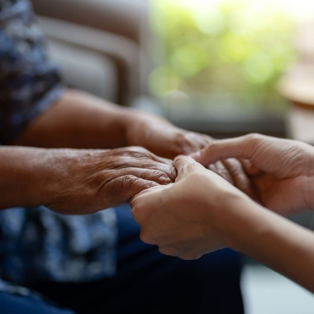 Las habilidades básica del cuidador de una persona mayor dependiente