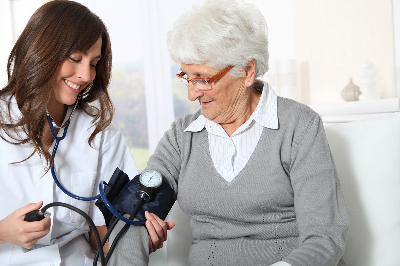 La toma de presión arterial no se hace en condiciones adecuadas, según la SEMGla vida hasta 3 años, según un estudio