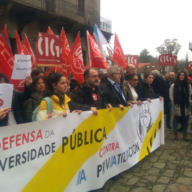 Protesta plataforma defensa da universidade publica santiago