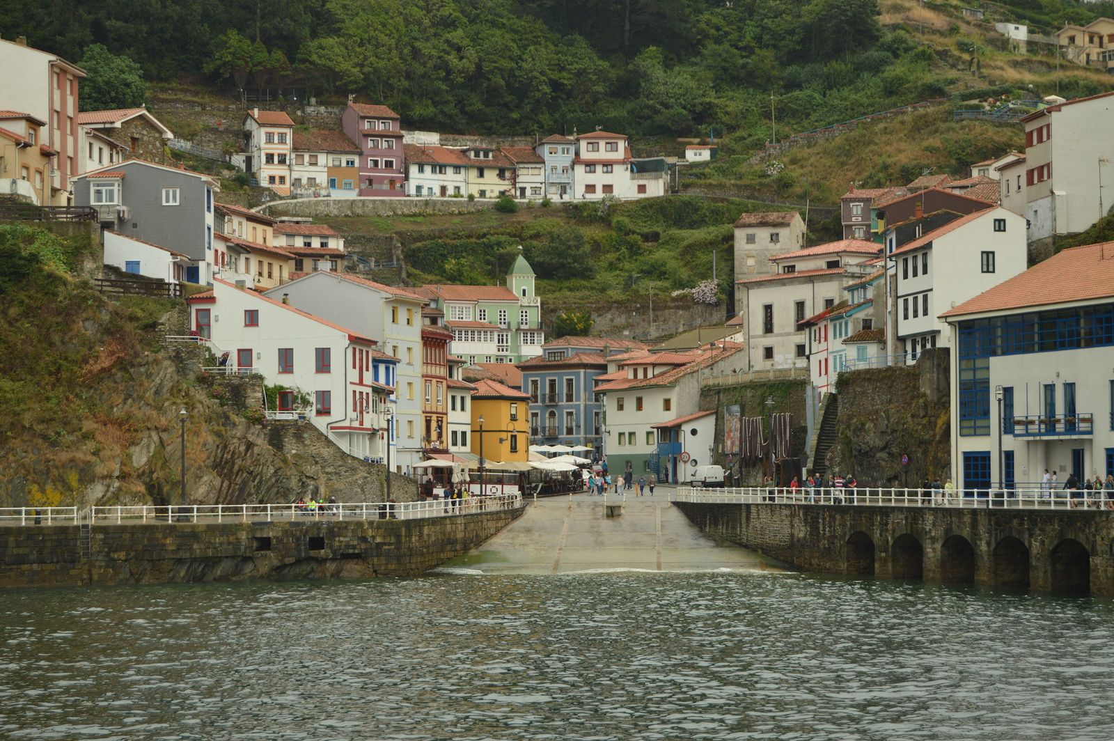 las villas marineras más bonitas de España, Cudillero