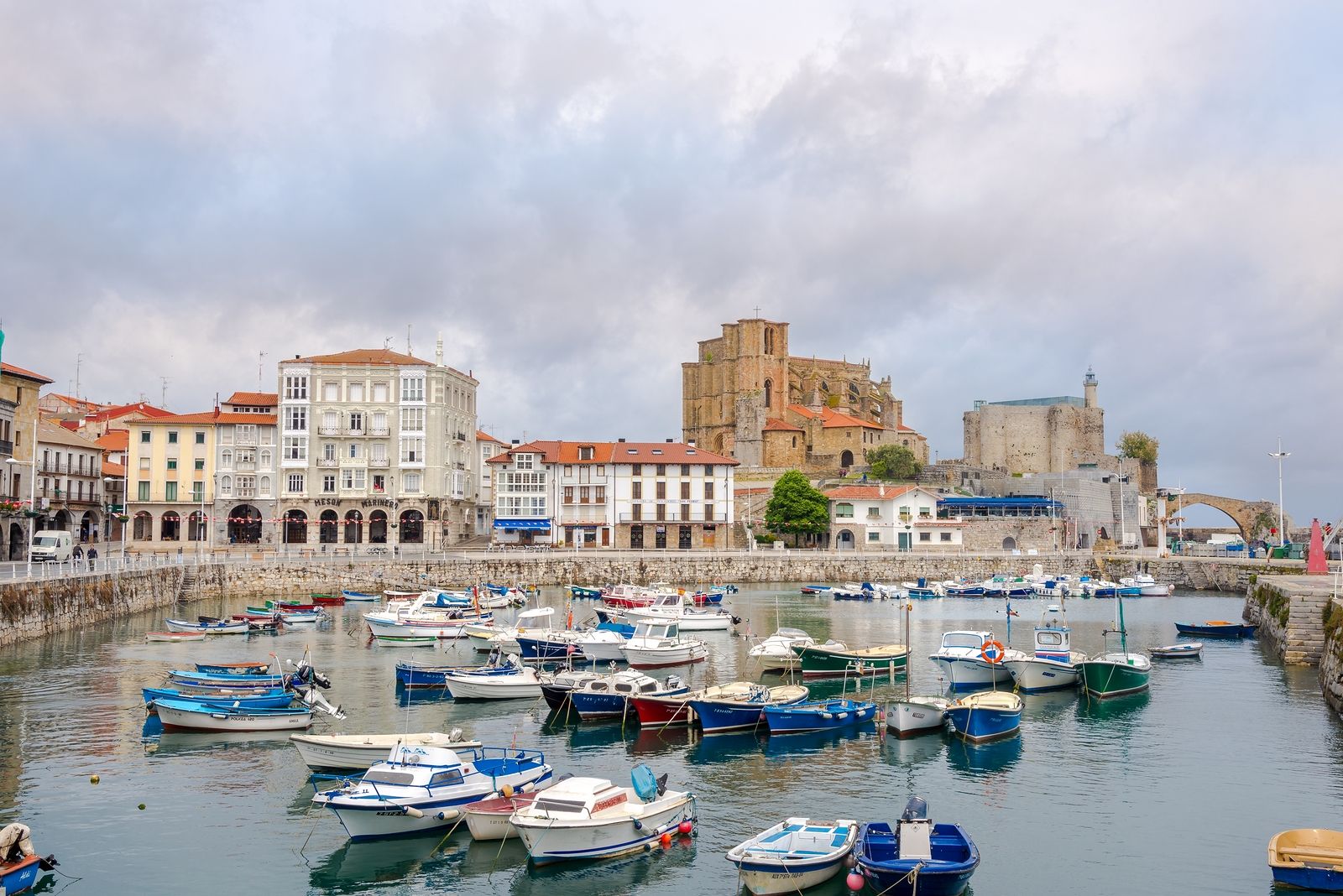 los pueblos marineros más bonitos de España Castro Urdiales