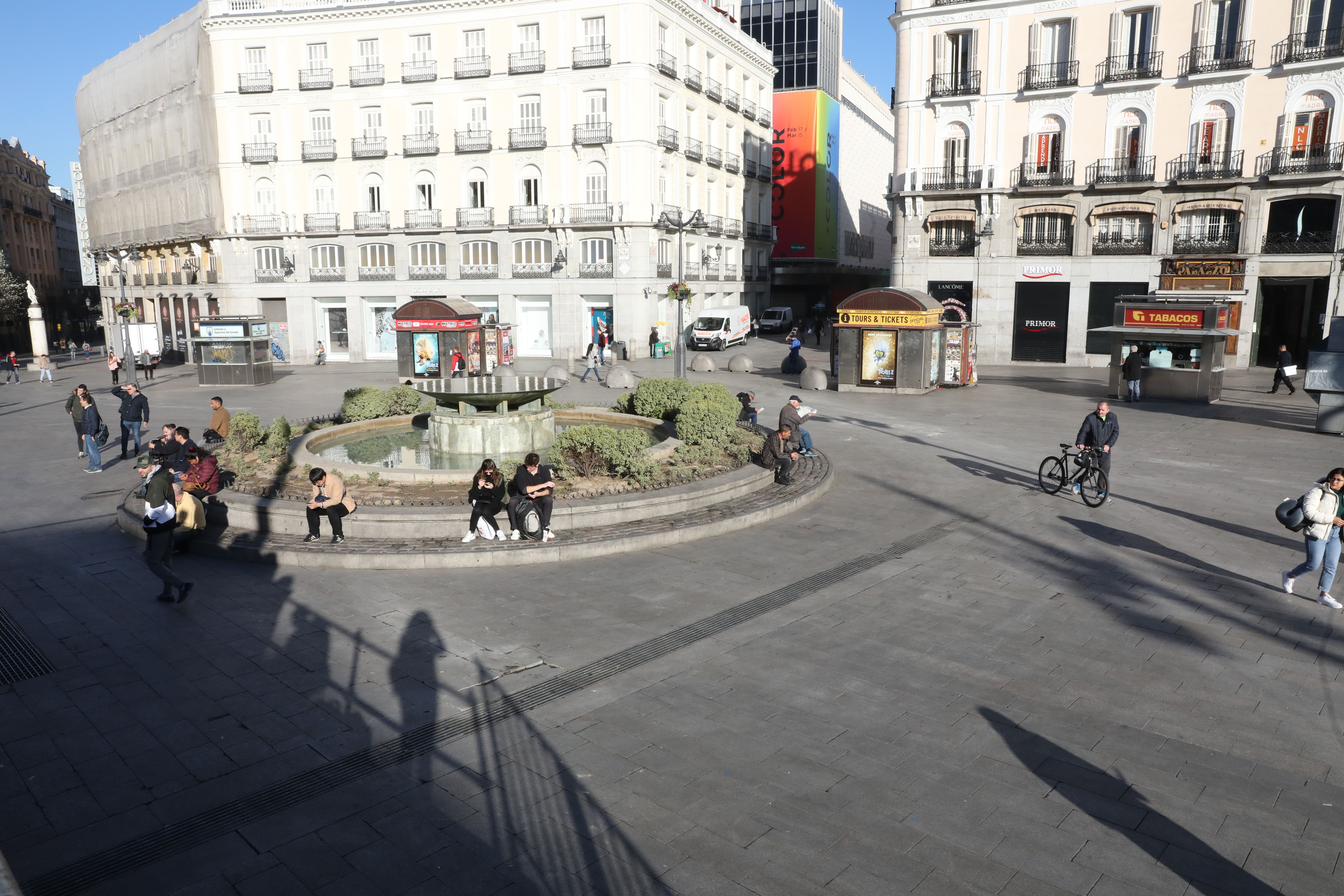 EuropaPress 2707948 desciende numero transeuntes riesgo contagio coronavirus puerta sol madrid