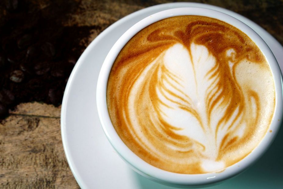 Cómo preparar un capuchino en casa