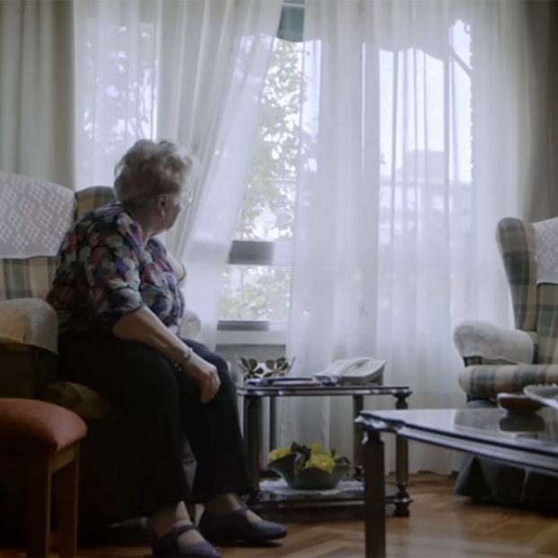 Soledad, Más de 2 millones de personas mayores de 65 años viven solas