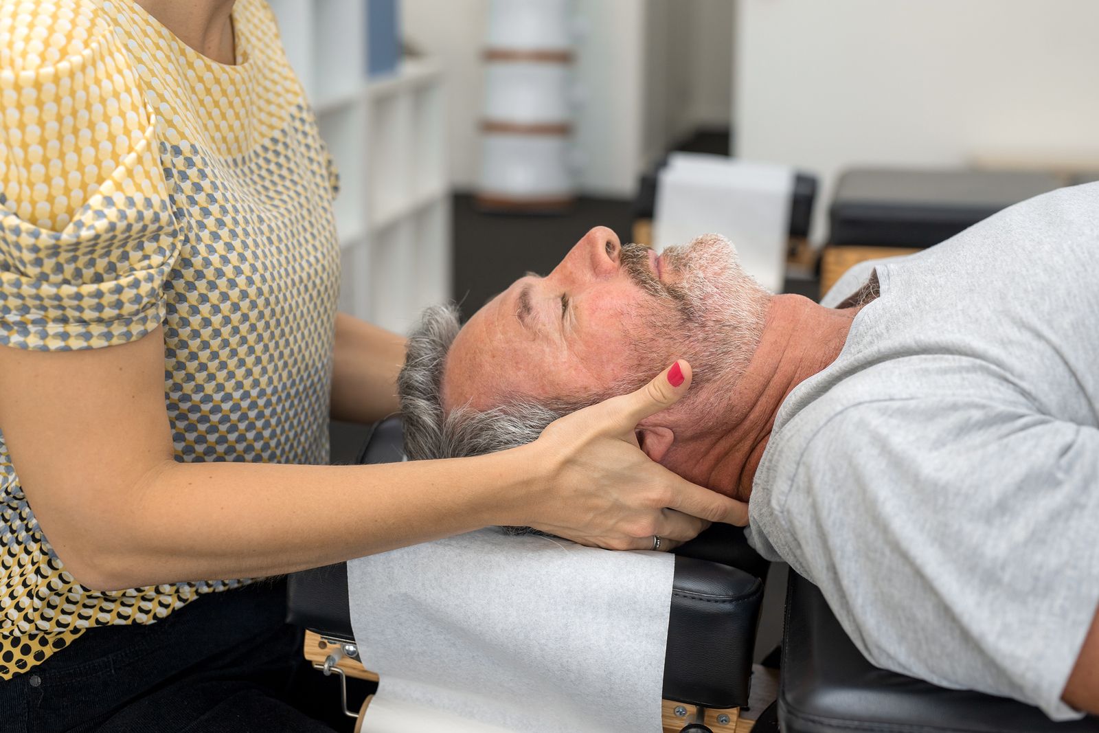 Cómo puede la osteopatía ayudar en el tratamiento de la sinusitis