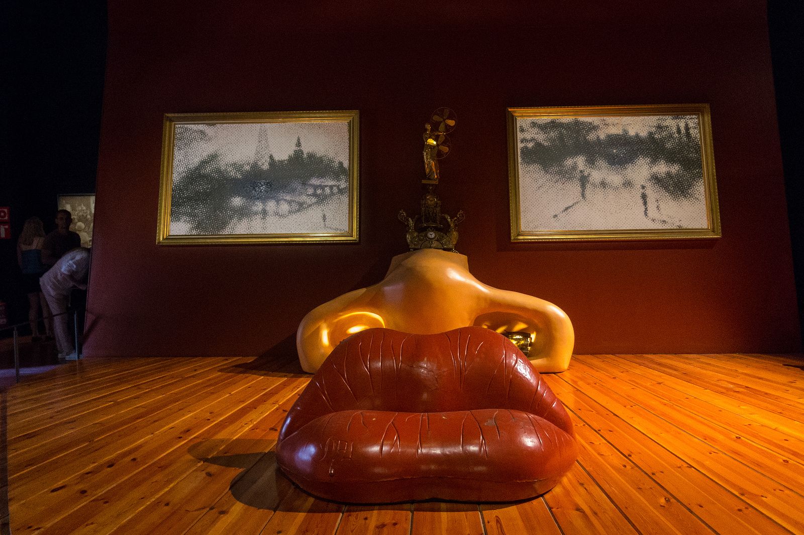 Museos que puedes recorrer sin salir de Casa Teatro museo Salvador Dalí